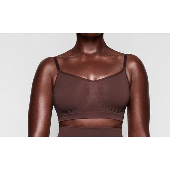 Skims Seamless Sculpt Bra Size L/XL in Cocoa - Picture 1 of 3